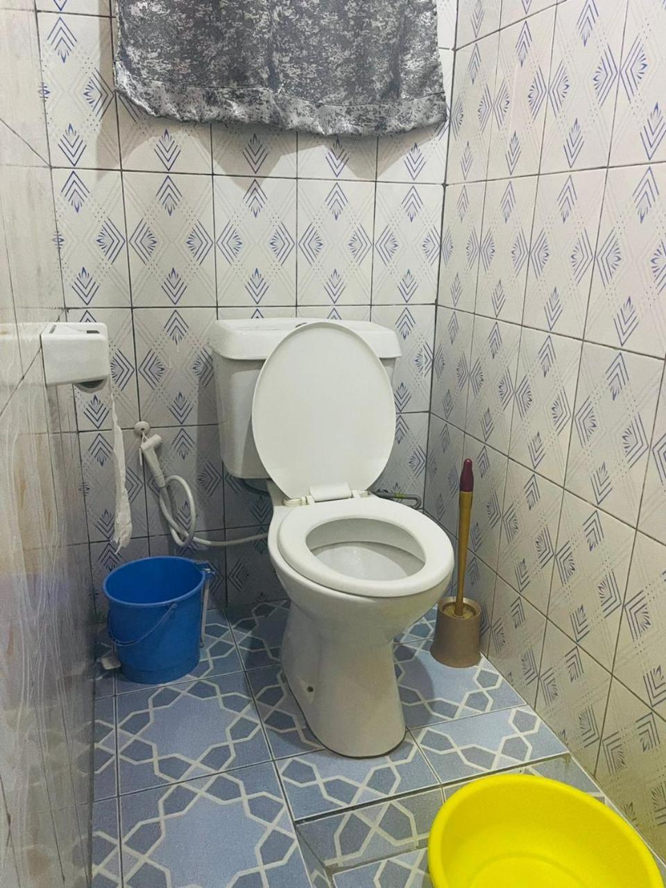Ignite Guest House Жизени Екстериор снимка